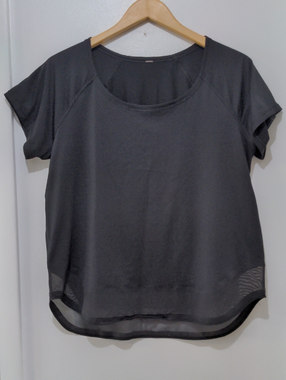 EUC Lululemon Smooth Stride Short Sleeve Tee